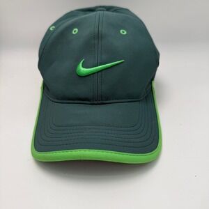 Nike Golf Cap Green Swoosh Adjustable One Size Sporty Outdoor Gym